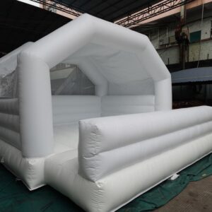 White bouncy (5x5x3m)